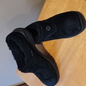 MERRELL ENCORE ICE SLIP ON STYLE CLOGS WOMEN'S